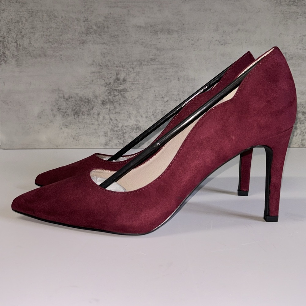 NEW| WOMEN’S FRENCH CONNECTION BURGUNDY SCALLOP PUMPS - Picture 6 of 9